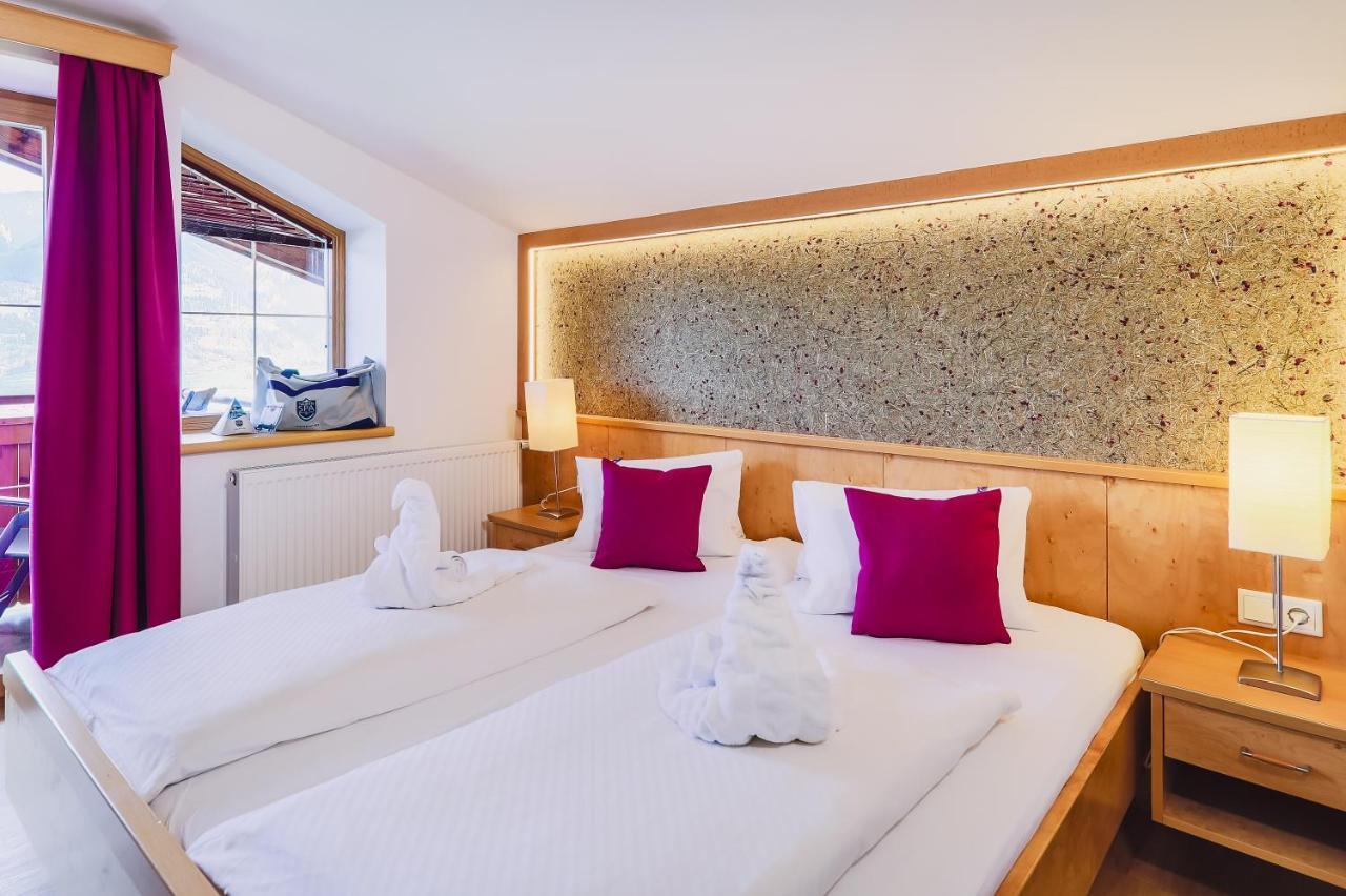 Panorama Hotel Guggenbichl - Inkl Sommerkarte, Einmaliger Eintritt Ins Tauern Spa & Bester Ausblick Ueber Kaprun Buitenkant foto