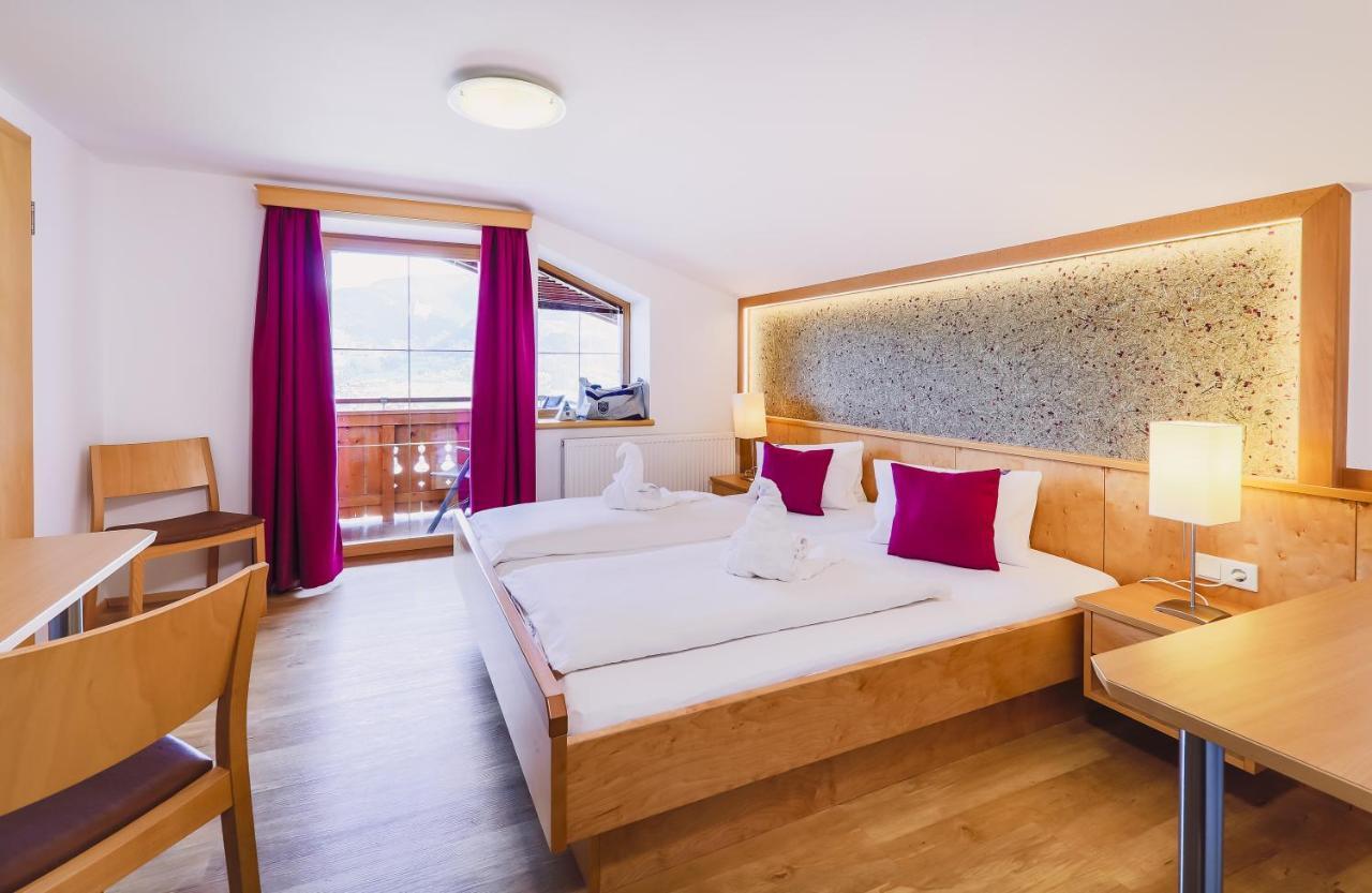 Panorama Hotel Guggenbichl - Inkl Sommerkarte, Einmaliger Eintritt Ins Tauern Spa & Bester Ausblick Ueber Kaprun Buitenkant foto