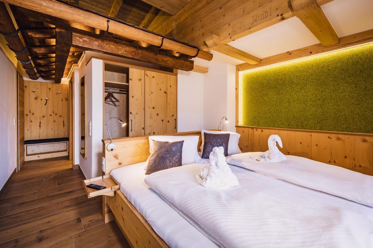 Panorama Hotel Guggenbichl - Inkl Sommerkarte, Einmaliger Eintritt Ins Tauern Spa & Bester Ausblick Ueber Kaprun Buitenkant foto