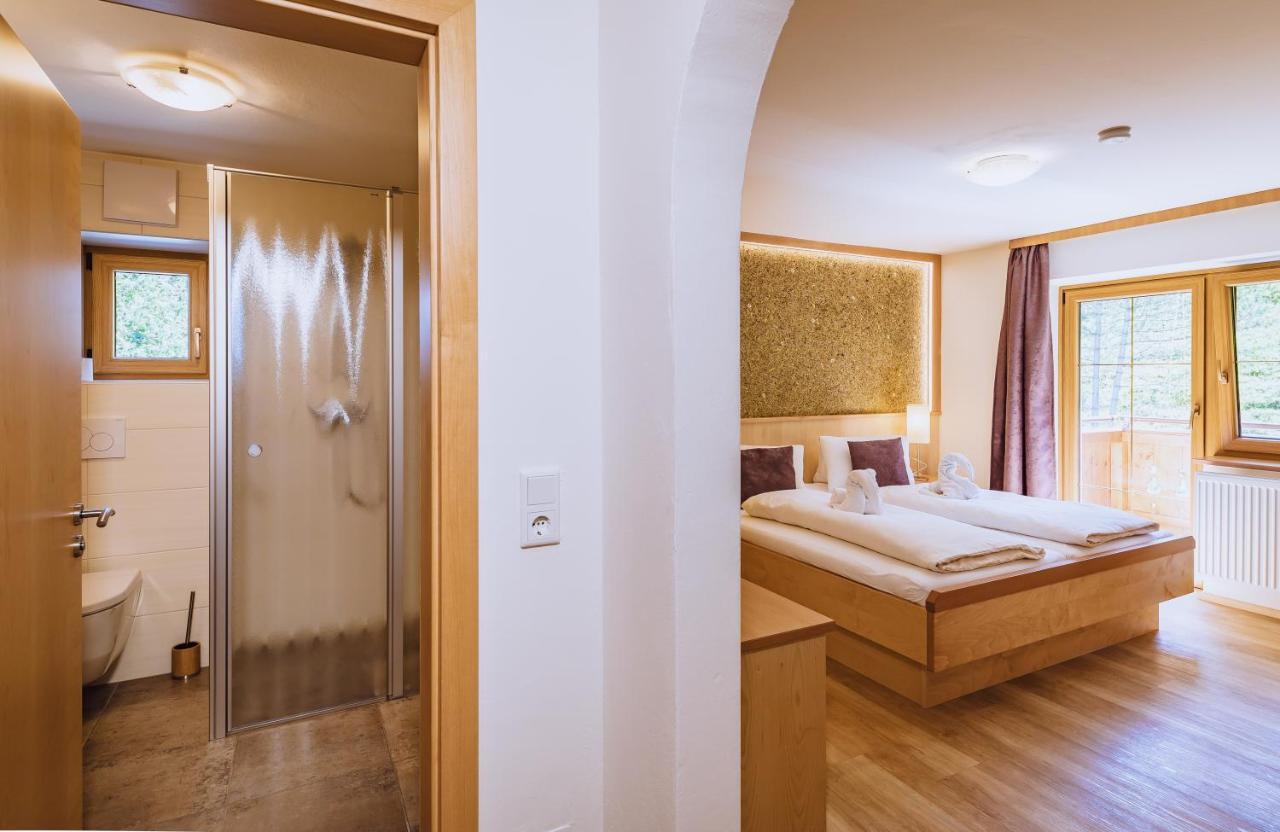 Panorama Hotel Guggenbichl - Inkl Sommerkarte, Einmaliger Eintritt Ins Tauern Spa & Bester Ausblick Ueber Kaprun Buitenkant foto